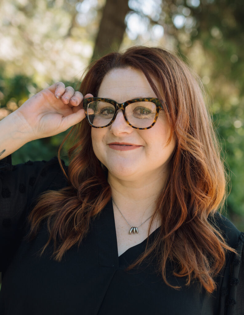 picture of women in black shirt
