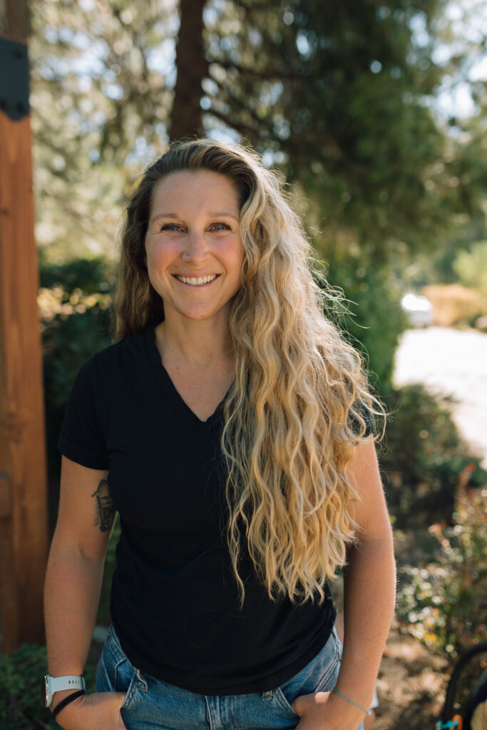 picture of women in black shirt